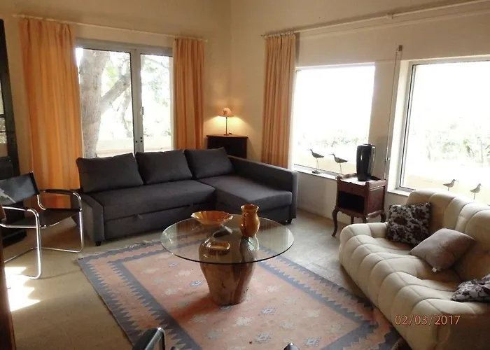 Βίλα In With Private Pool