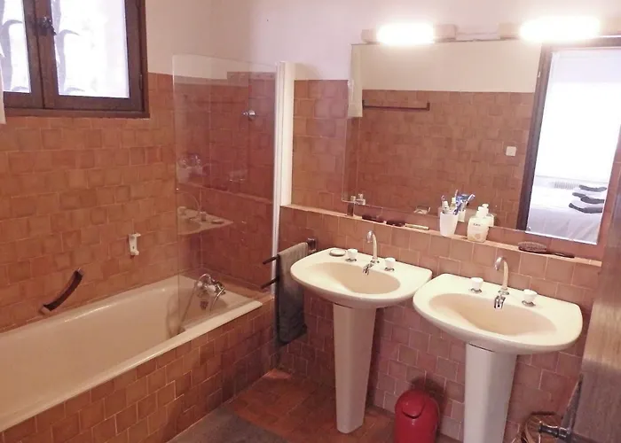 Βίλα In With Private Pool Saint-Siffret