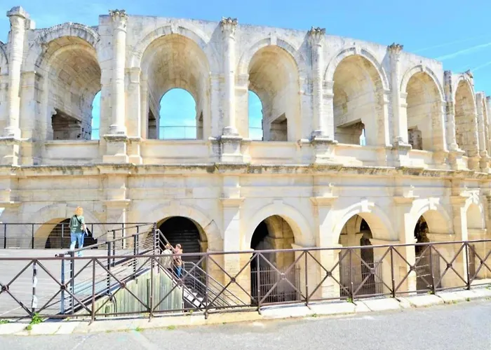 Βίλα In With Private Pool Saint-Siffret